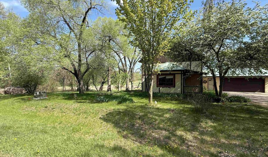 10796 COUNTY ROAD Z, Amherst Junction, WI 54407 - 3 Beds, 1 Bath