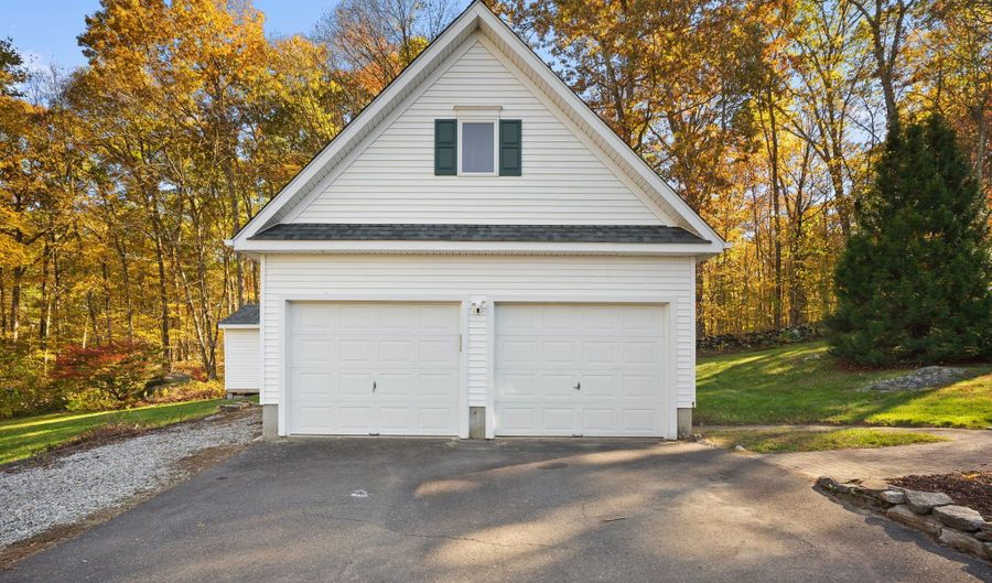 54 Barbara Dr, Coventry, CT 06238 - 4 Beds, 3 Bath