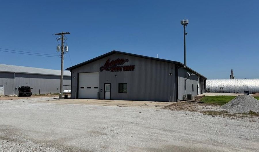 316 1st St, Aurora, NE 68818 - 0 Beds, 0 Bath