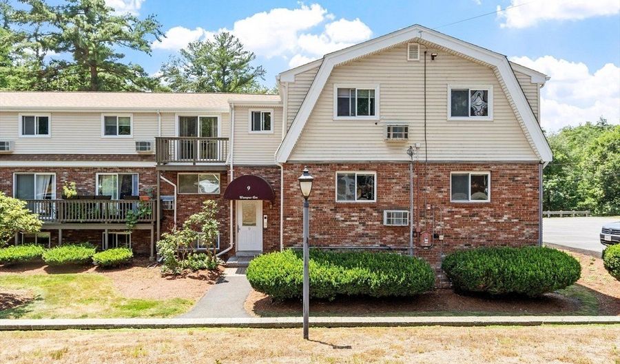9 Wampus Ave 4, Acton, MA 01720 - 2 Beds, 1 Bath