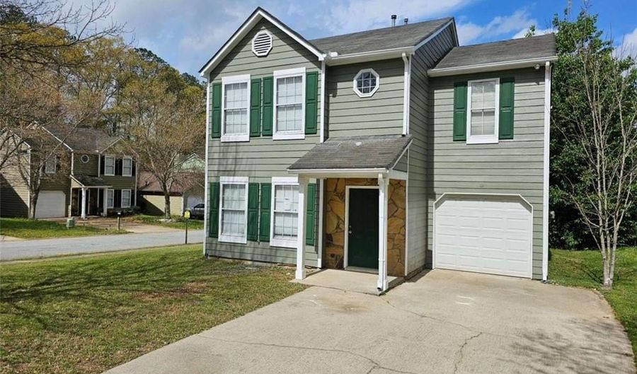 6718 Roscommon Dr, Austell, GA 30168 - 2 Beds, 3 Bath