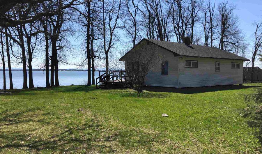 122 Pumphouse N, Alburgh, VT 05440 - 2 Beds, 1 Bath