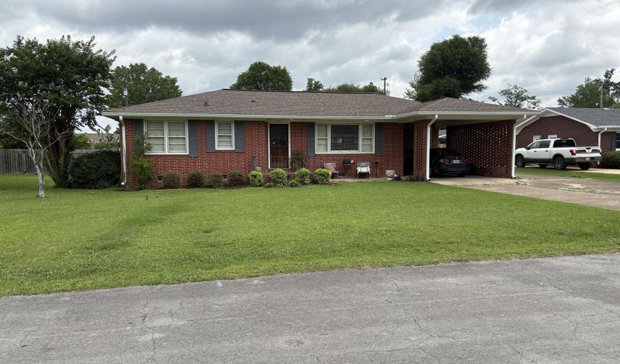 907 9th Ave N, Amory, MS 38821 - 3 Beds, 2 Bath