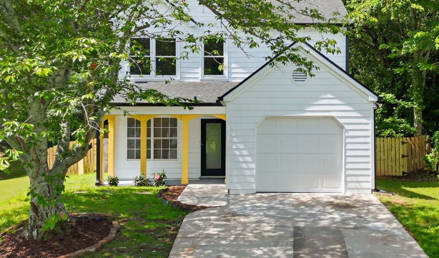 6496 Drake Mnr, Austell, GA 30168 - 3 Beds, 3 Bath