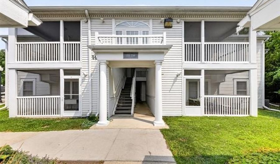 2247 S Main St 23, Ann Arbor, MI 48103 - 3 Beds, 2 Bath
