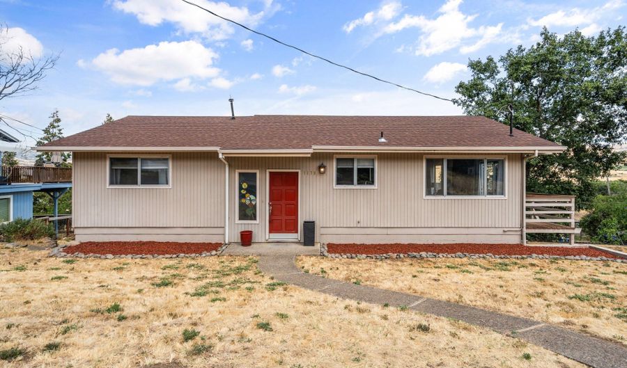 1179 N Main St, Ashland, OR 97520 - 3 Beds, 2 Bath