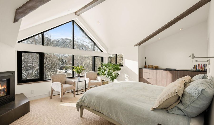 155 Lone Pine Rd /River Bluff C2, Aspen, CO 81611 - 3 Beds, 3 Bath