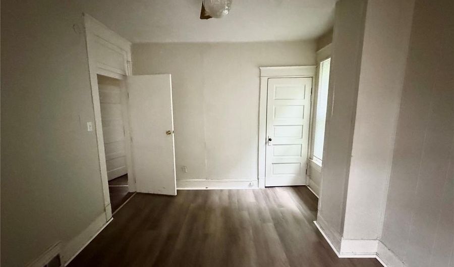 1312 Alby St A, Alton, IL 62002 - 3 Beds, 1 Bath