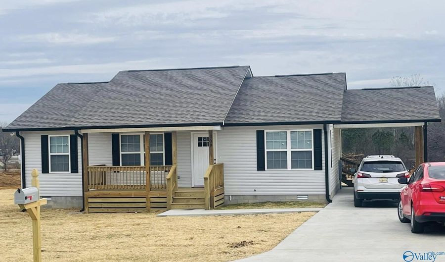 221 Kuykendall Rd, Albertville, AL 35951 - 3 Beds, 2 Bath