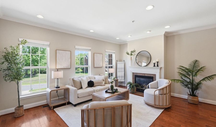 11713 BROOKEVILLE LANDING Ct, Bowie, MD 20721 - 4 Beds, 4 Bath