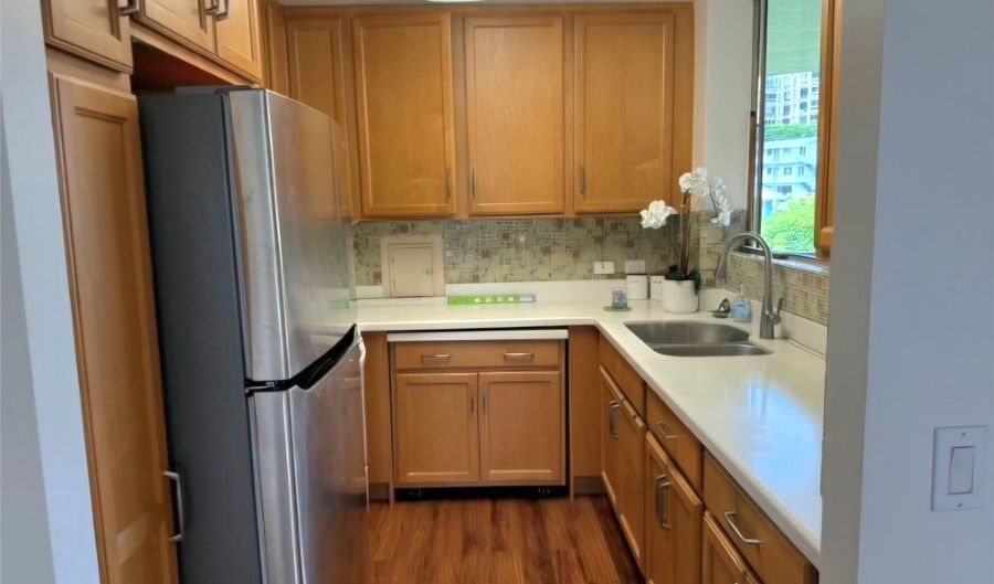 965 Prospect St 403, Honolulu, HI 96822 - 2 Beds, 2 Bath
