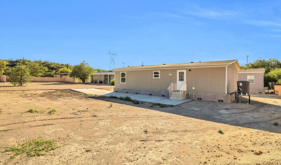 19500 E GREGORY St 16, Black Canyon City, AZ 85324 - 3 Beds, 3 Bath