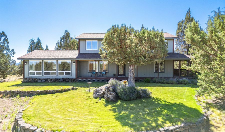 23444 Butterfield Trl, Bend, OR 97702 - 3 Beds, 4 Bath