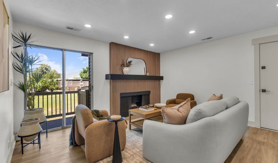 88 W 50 S C-8, Centerville, UT 84014 - 1 Beds, 1 Bath