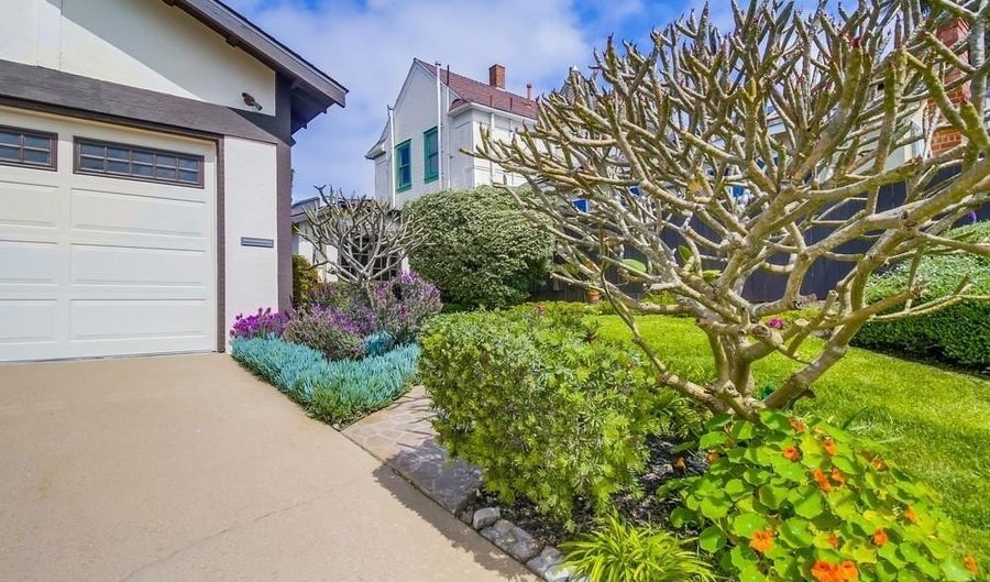 3886 Santa Cruz, San Diego, CA 92107 - 3 Beds, 2 Bath