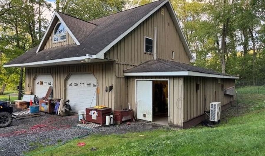 316 DISTILERY Ln, Accident, MD 21520 - 3 Beds, 3 Bath