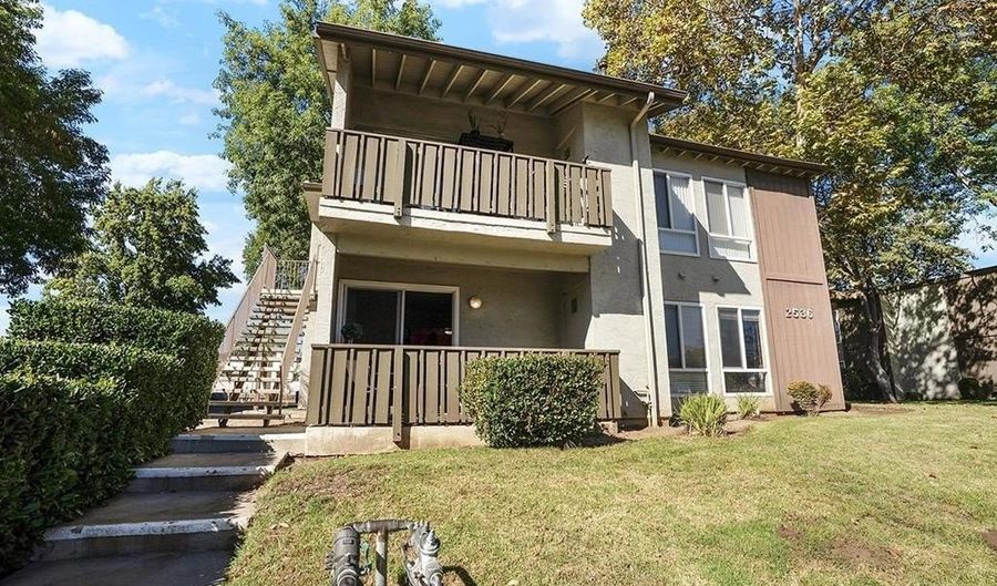 2536 White Oak Pl 1, Escondido, CA 92027 - 3 Beds, 2 Bath