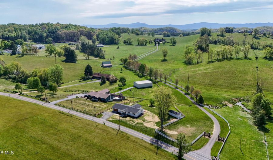 25084 Hillman Hwy, Abingdon, VA 24210 - 3 Beds, 2 Bath