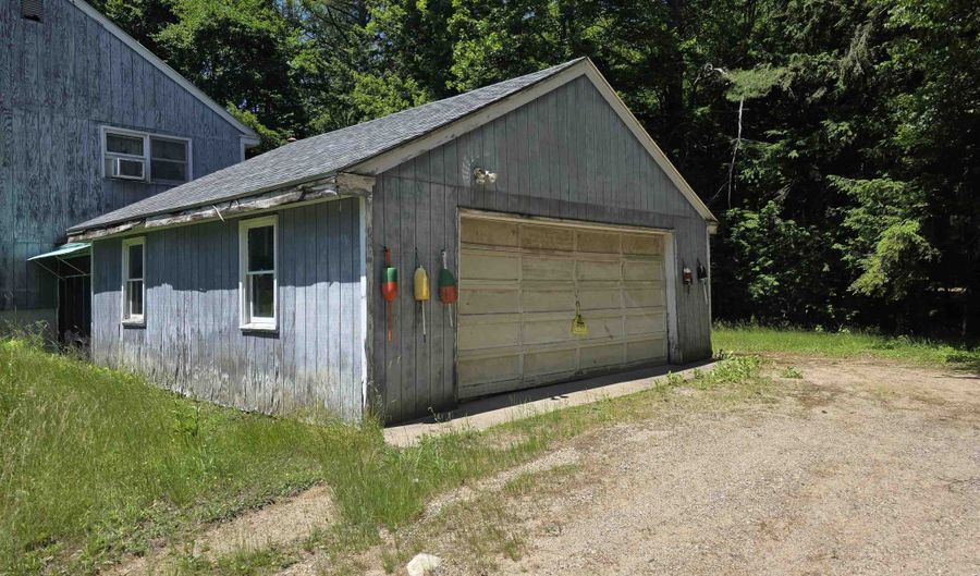 166 Bog Rd, Campton, NH 03223 - 3 Beds, 2 Bath