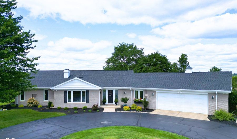 3840 W 38th St, Anderson, IN 46011 - 3 Beds, 3 Bath