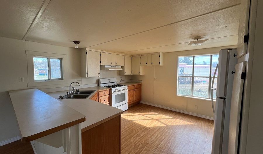 1407 N 10th St Unit 10.5 10.5, Alpine, TX 79830 - 2 Beds, 1 Bath