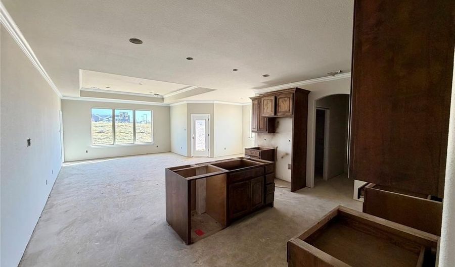 222 Cheyenne Trl, Alvarado, TX 76009 - 3 Beds, 2 Bath