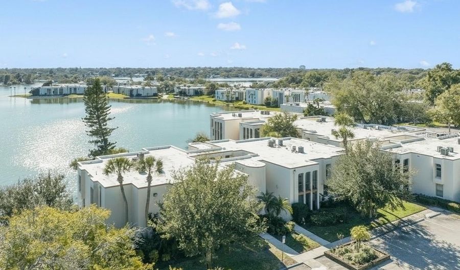 530 ORANGE Dr 11, Altamonte Springs, FL 32701 - 2 Beds, 2 Bath
