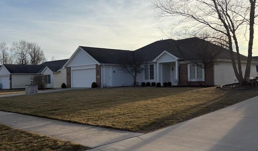 5410 Beer Creek Pass Pass, Auburn, IN 46706 - 3 Beds, 2 Bath