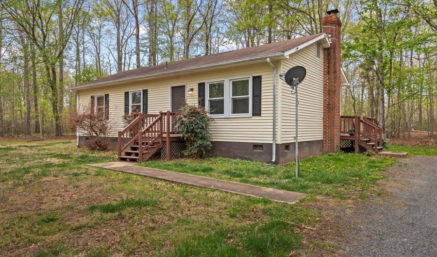 4586 SPOTSWOOD Trl, Barboursville, VA 22923 - 3 Beds, 2 Bath