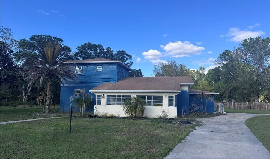 1142 SW MILDRED St, Arcadia, FL 34266 - 2 Beds, 3 Bath