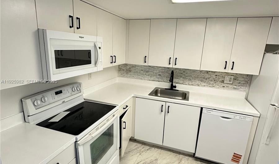 3300 NE 192nd St 1415, Aventura, FL 33180 - 1 Beds, 2 Bath