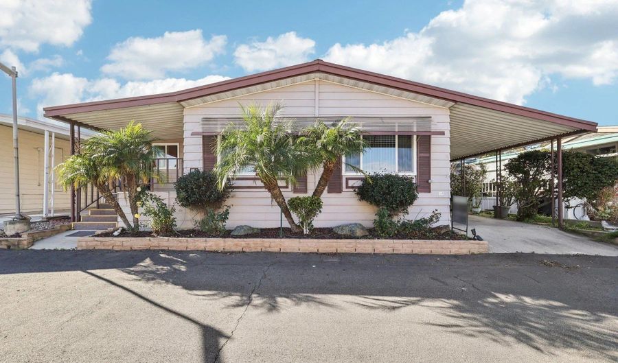 275 S Worthington St 14, Spring Valley, CA 91977 - 2 Beds, 2 Bath