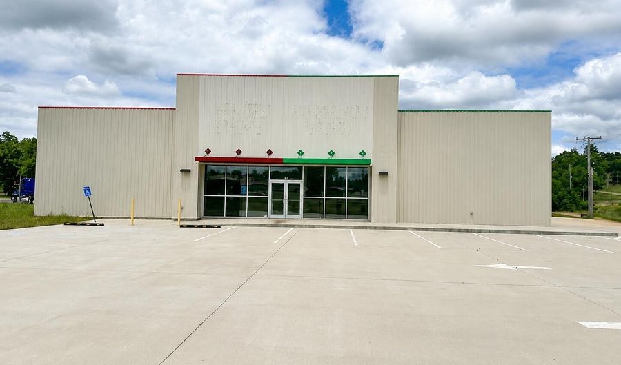 501 N Old Highway 19, Alton, MO 65606 - 0 Beds, 2 Bath
