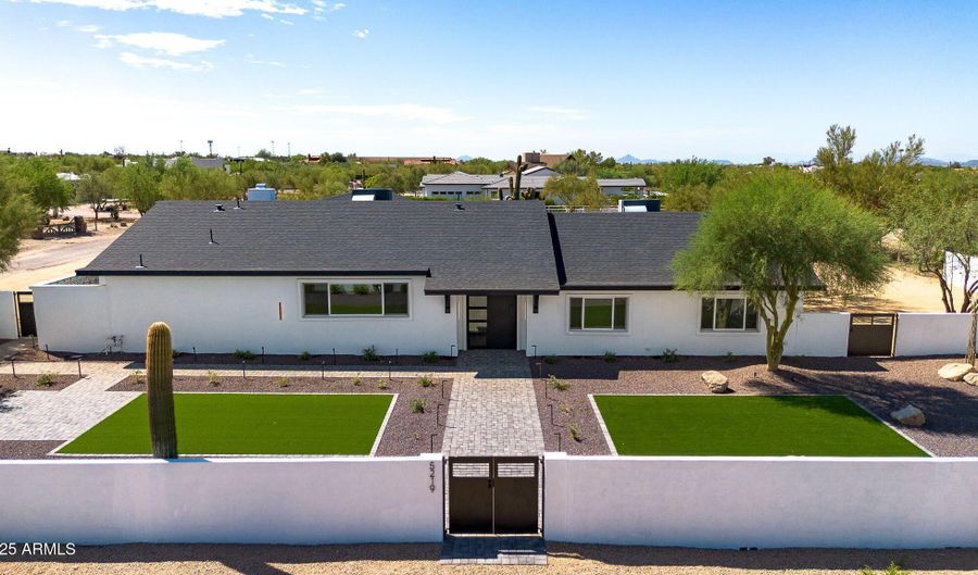 5219 E LONE MOUNTAIN Rd, Cave Creek, AZ 85331 - 4 Beds, 4 Bath