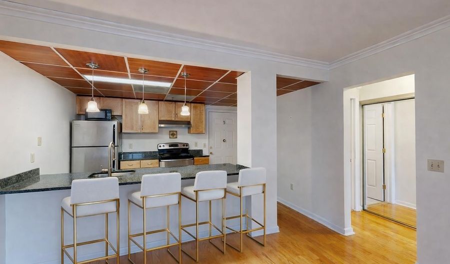 131 Main St 210, Burlington, VT 05401 - 2 Beds, 2 Bath