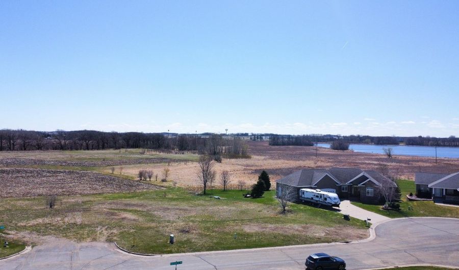 1738 Tiger Ridge Ct, Albert Lea, MN 56007 - 0 Beds, 0 Bath