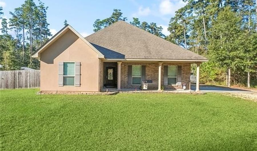 22081 PRATS Rd, Abita Springs, LA 70420 - 3 Beds, 2 Bath