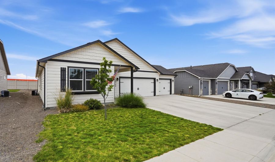 16769 Ryeland Ave, Caldwell, ID 83607 - 4 Beds, 2 Bath