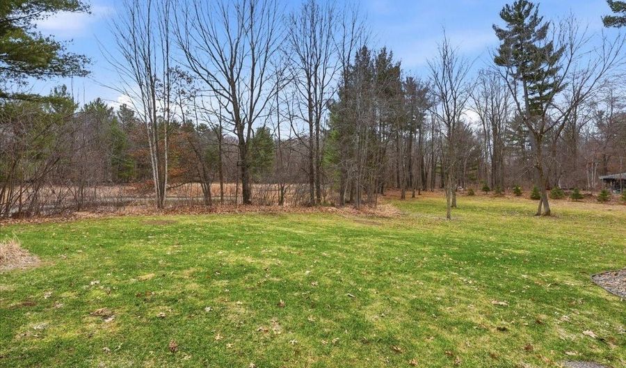 976 State Road 46, Amery, WI 54001 - 3 Beds, 2 Bath