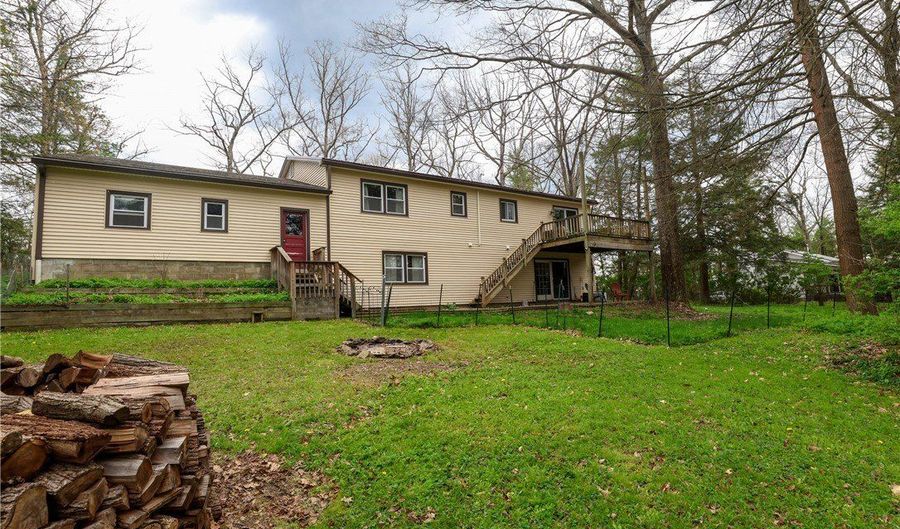 7614 Hardscrabble Rd, Addison, NY 14801 - 6 Beds, 2 Bath