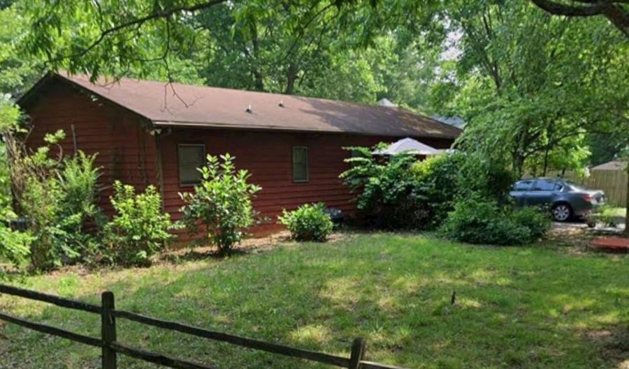 823 Corbin St, Albemarle, NC 28001 - 3 Beds, 1 Bath