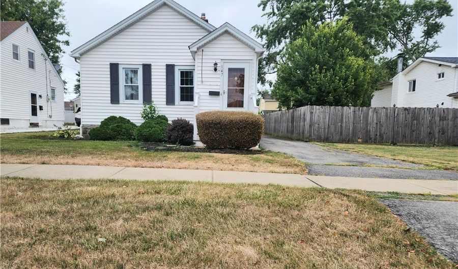 147 Leonore Rd, Amherst, NY 14226 - 2 Beds, 2 Bath