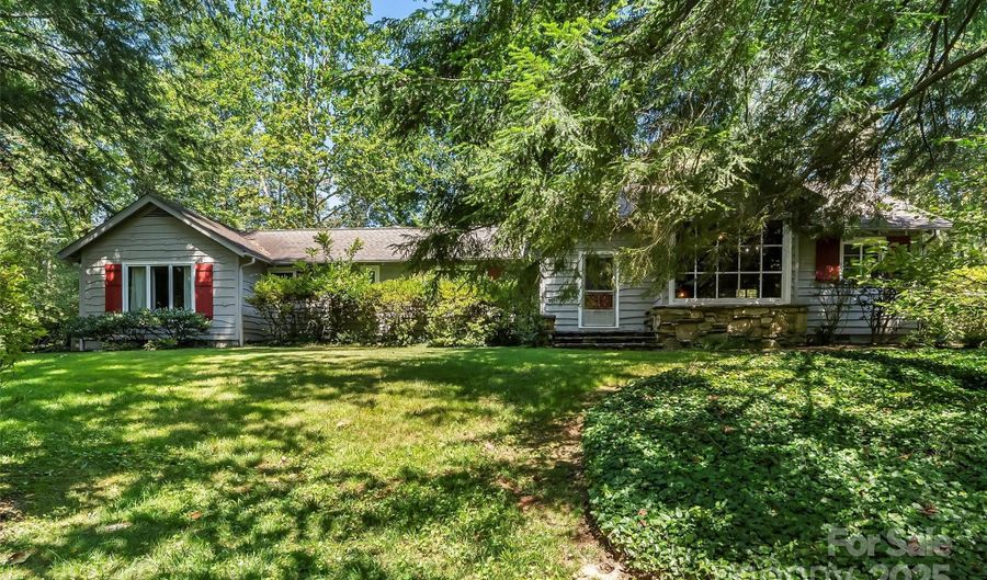 17 Park Rd, Asheville, NC 28803 - 3 Beds, 3 Bath