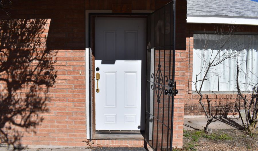 274 W Bonita St, Benson, AZ 85602 - 2 Beds, 2 Bath