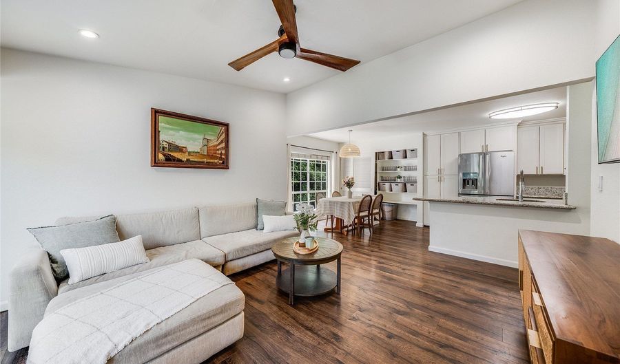 585 Mananai Pl 26U, Honolulu, HI 96818 - 2 Beds, 2 Bath