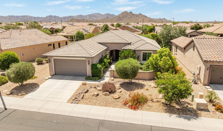 27021 W TONTO Ln, Buckeye, AZ 85396 - 2 Beds, 2 Bath