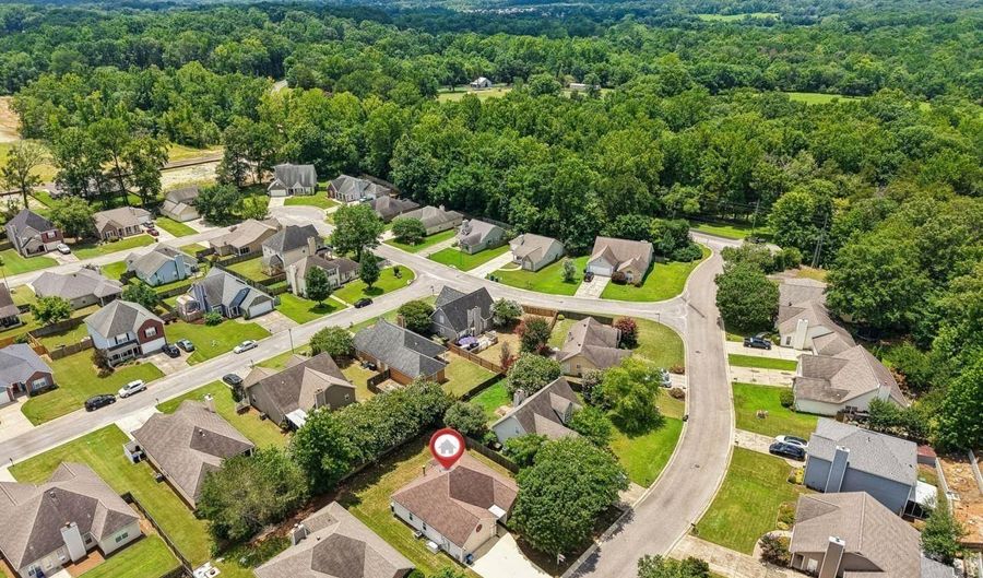 124 CEDAR GROVE Pkwy, Alabaster, AL 35114 - 3 Beds, 2 Bath