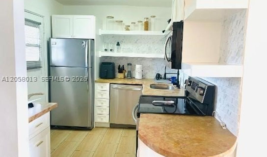 3301 N Country Club Dr 712, Aventura, FL 33180 - 2 Beds, 2 Bath