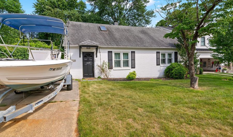 214 SUMNER Rd, Annapolis, MD 21401 - 2 Beds, 2 Bath