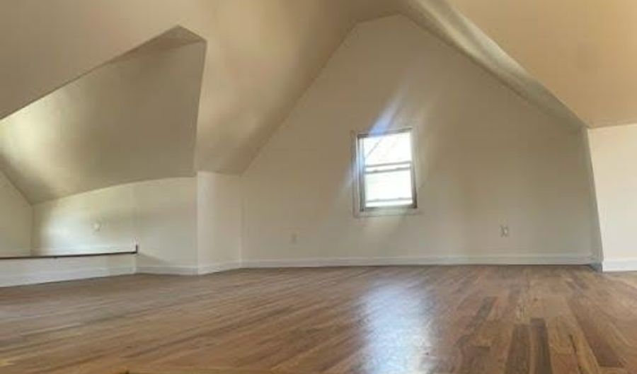 181 Overlook Ave, Belleville, NJ 07109 - 3 Beds, 2 Bath